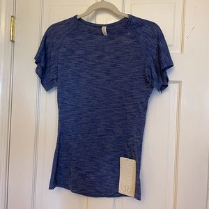 Lululemon | Take Off Tee